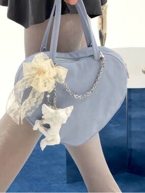 BAGGU Nylon Heart Bag in Mist Pastel Blue NWT NEW WITH TAGS RARE HTF